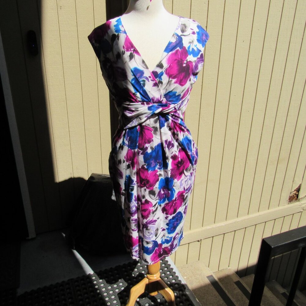 #104  NEW WOMEN'S FLORAL SUMMER DRESS BY PHASE EIGHT (SIZE 8US / 12UK)